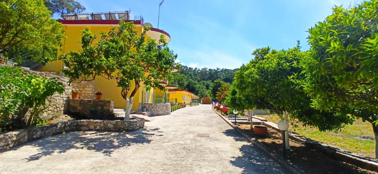 Villa Perkemes Apartments بارغا المظهر الخارجي الصورة